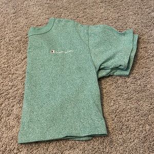 Women’s cropped tee shirt